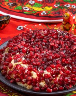 Petit chapeau rond rouge