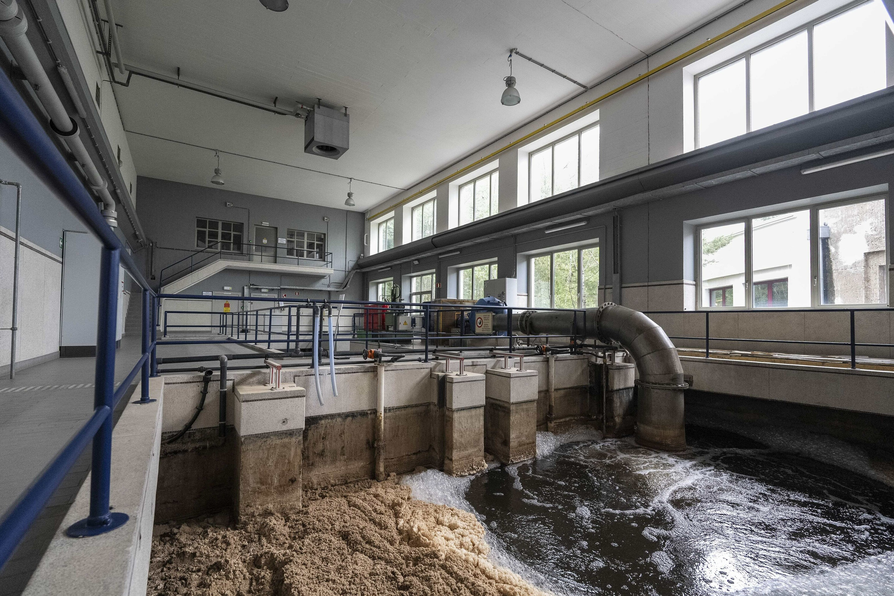 Séparation de l'eau clarifiée et des boues ©Anthony Dehez