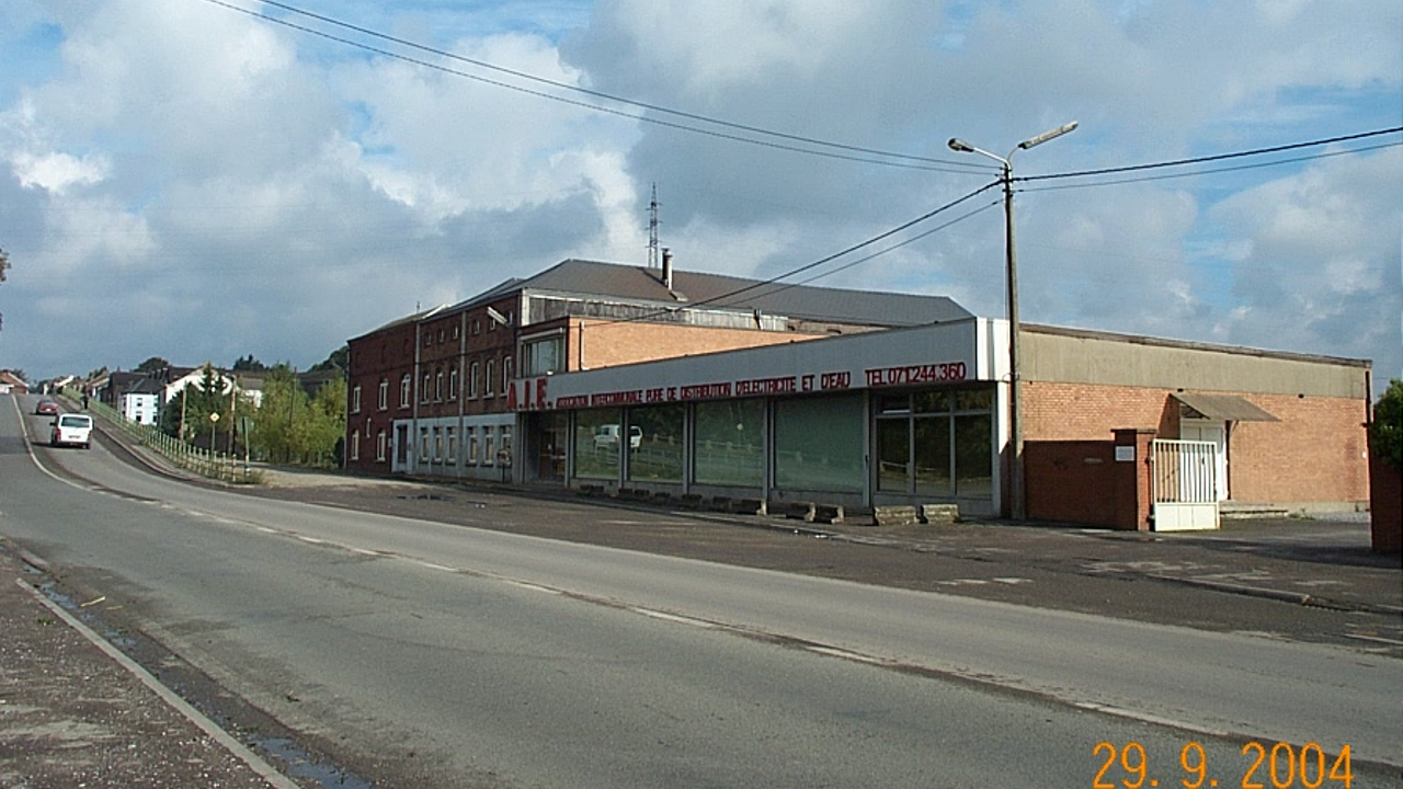 AIE_2004